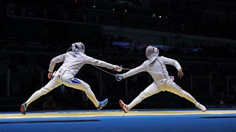 Poland scraps fencing event because of Russian participation